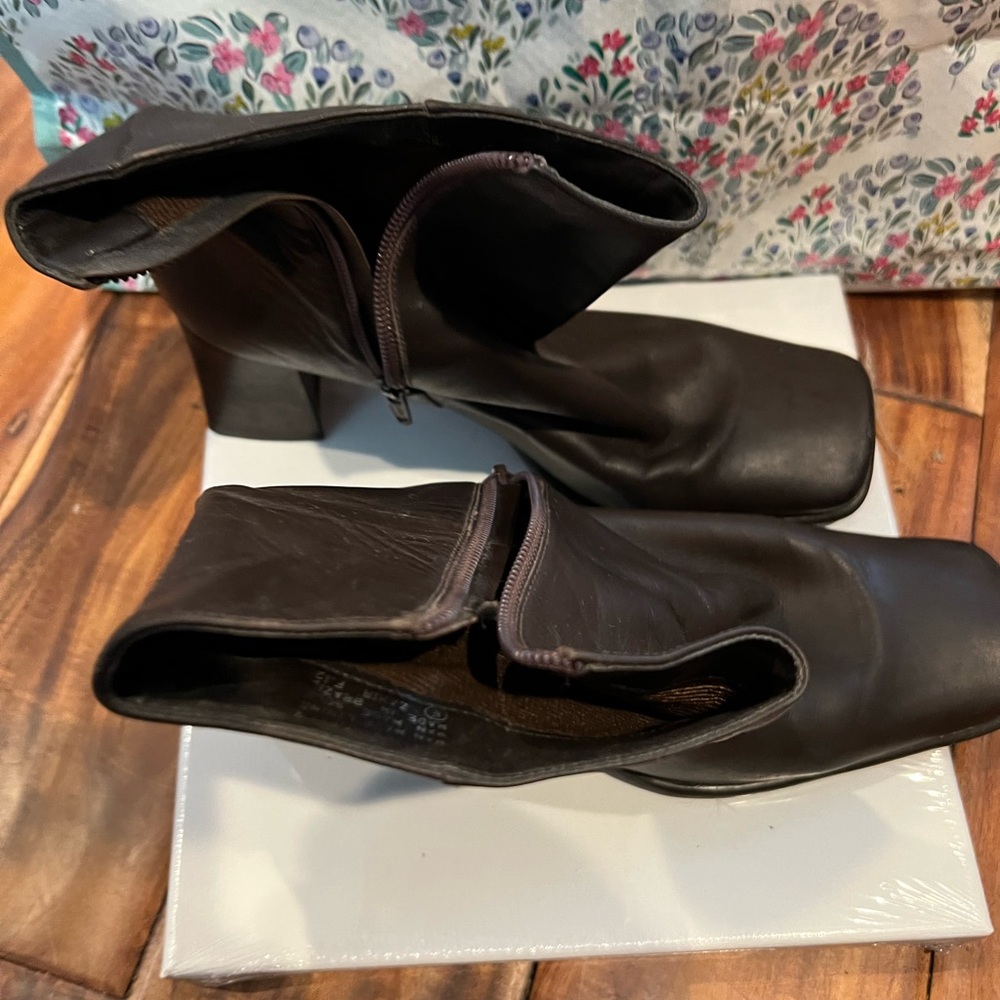 Nine West Dark Brown Heeled Boots
